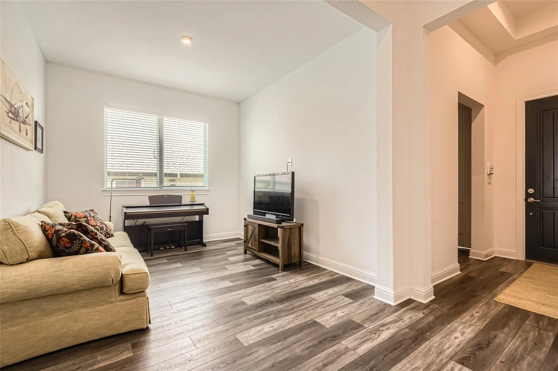 Photo of 4608 Modena Bay BND