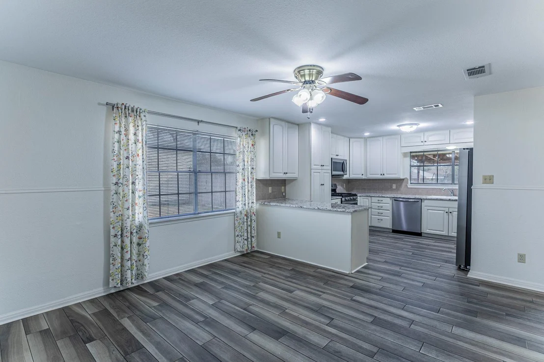 Photo of 3409 Hemlock BLVD