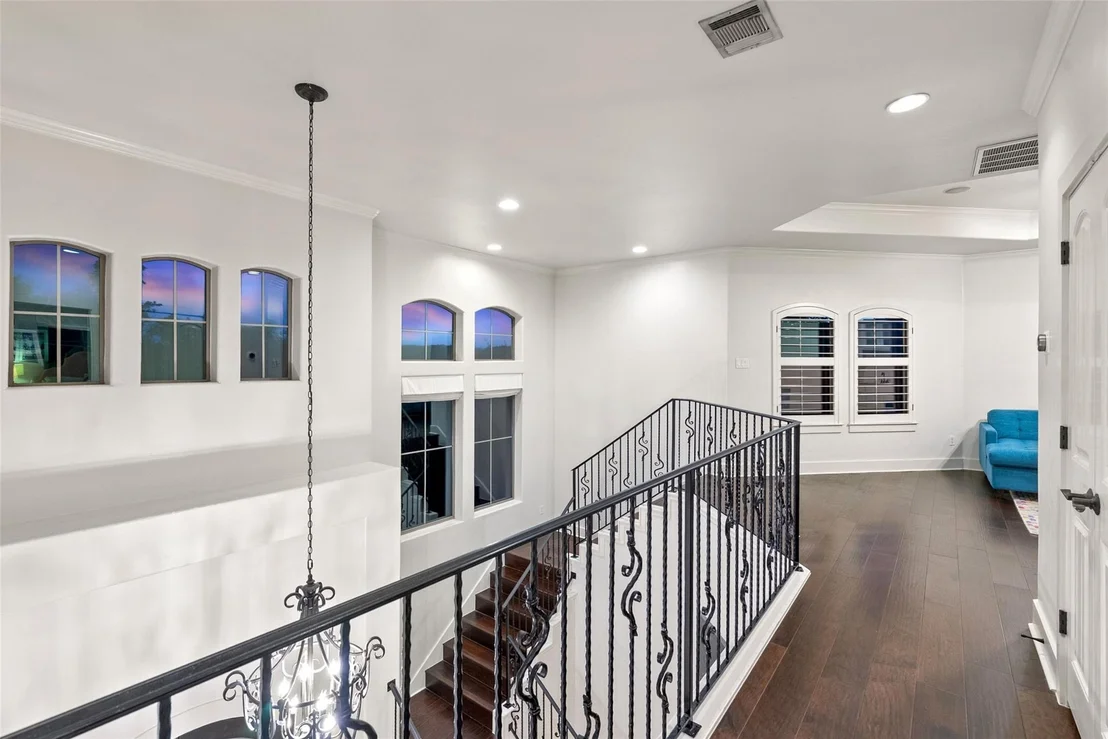 Photo of 18 Hedgebrook WAY