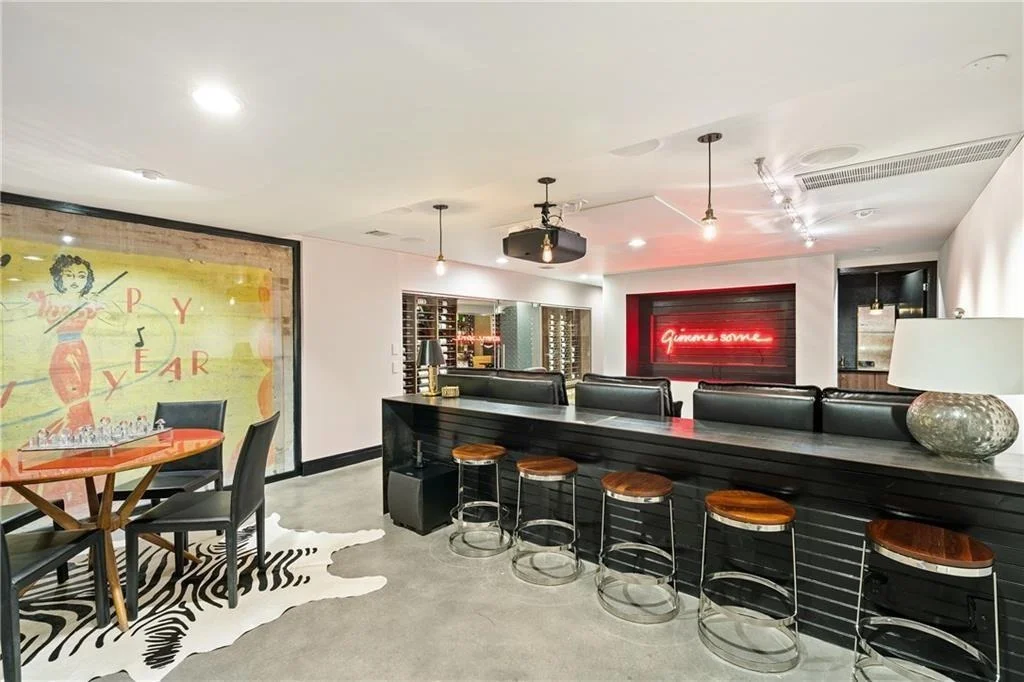 Photo of 1301 W 29th ST