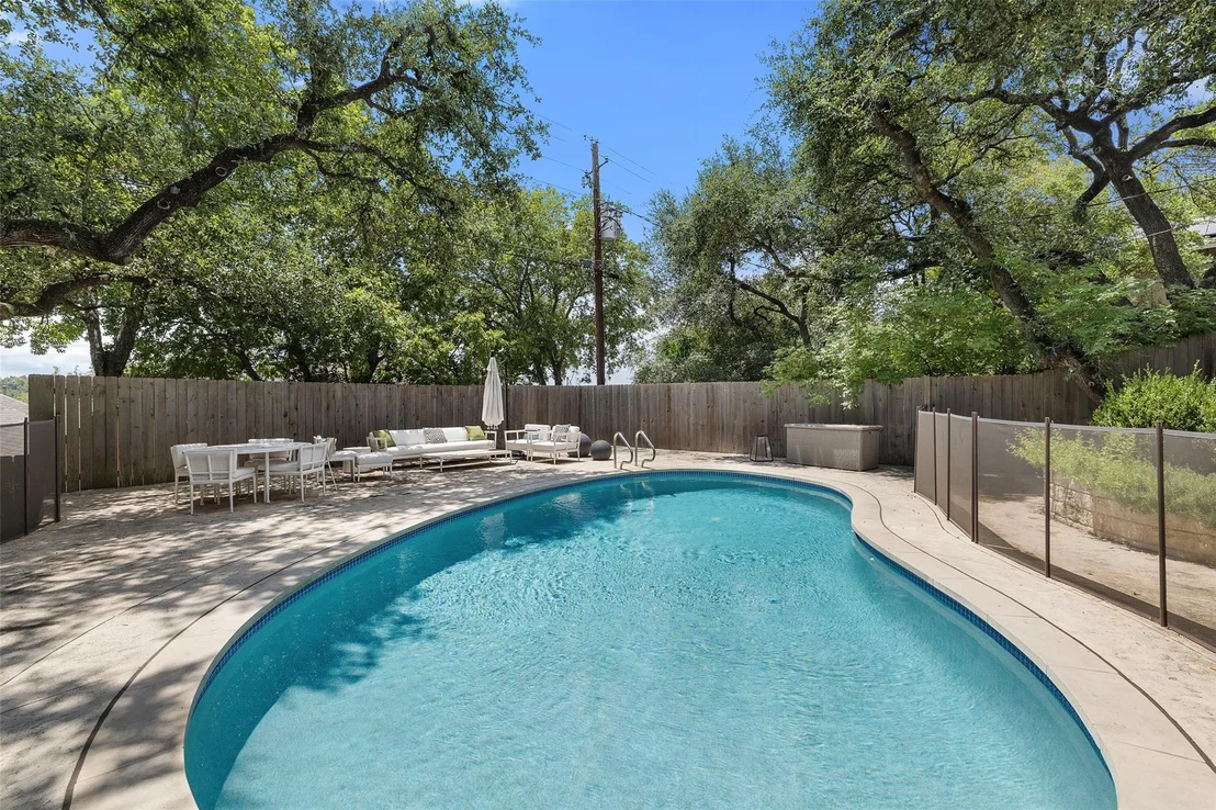 Photo of 8712 Mountain Ridge DR