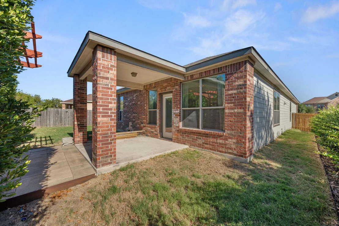 Photo of 14712 Lake Victor DR