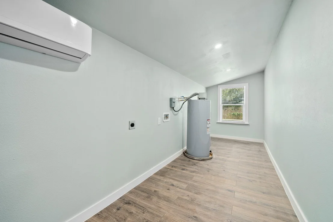 Photo of 248 Post Oak LN