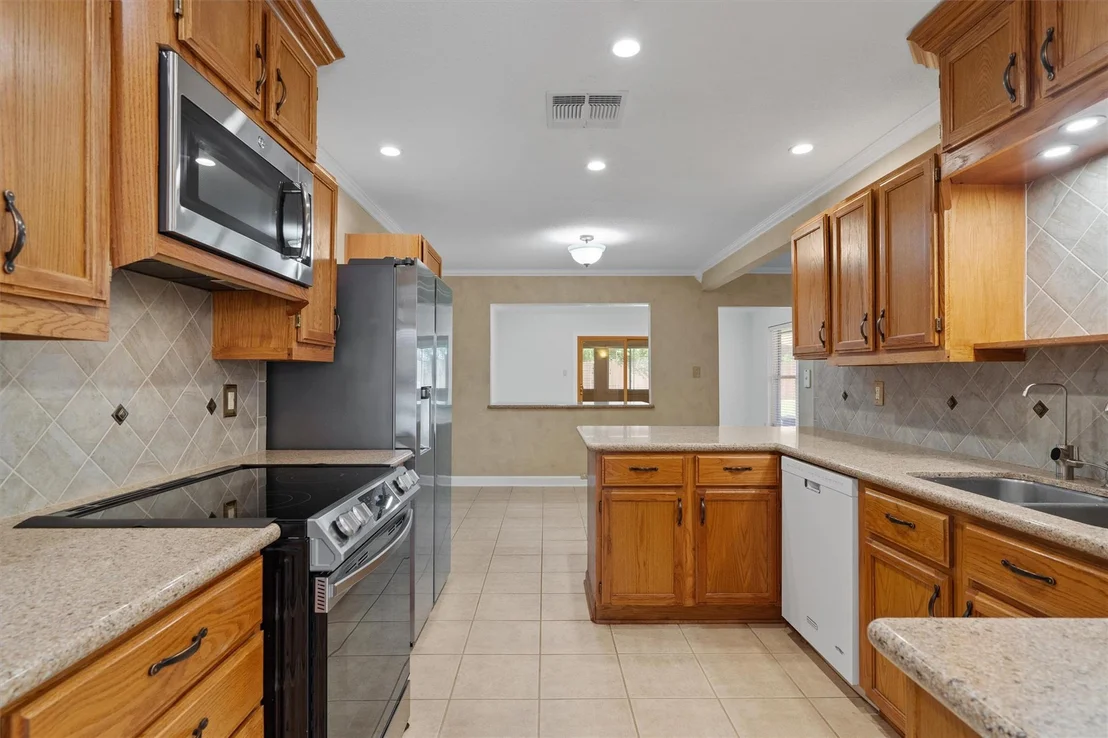 Photo of 531 Dennis DR