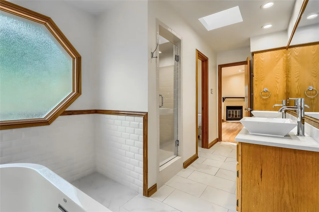 Photo of 213 Hurst Creek RD