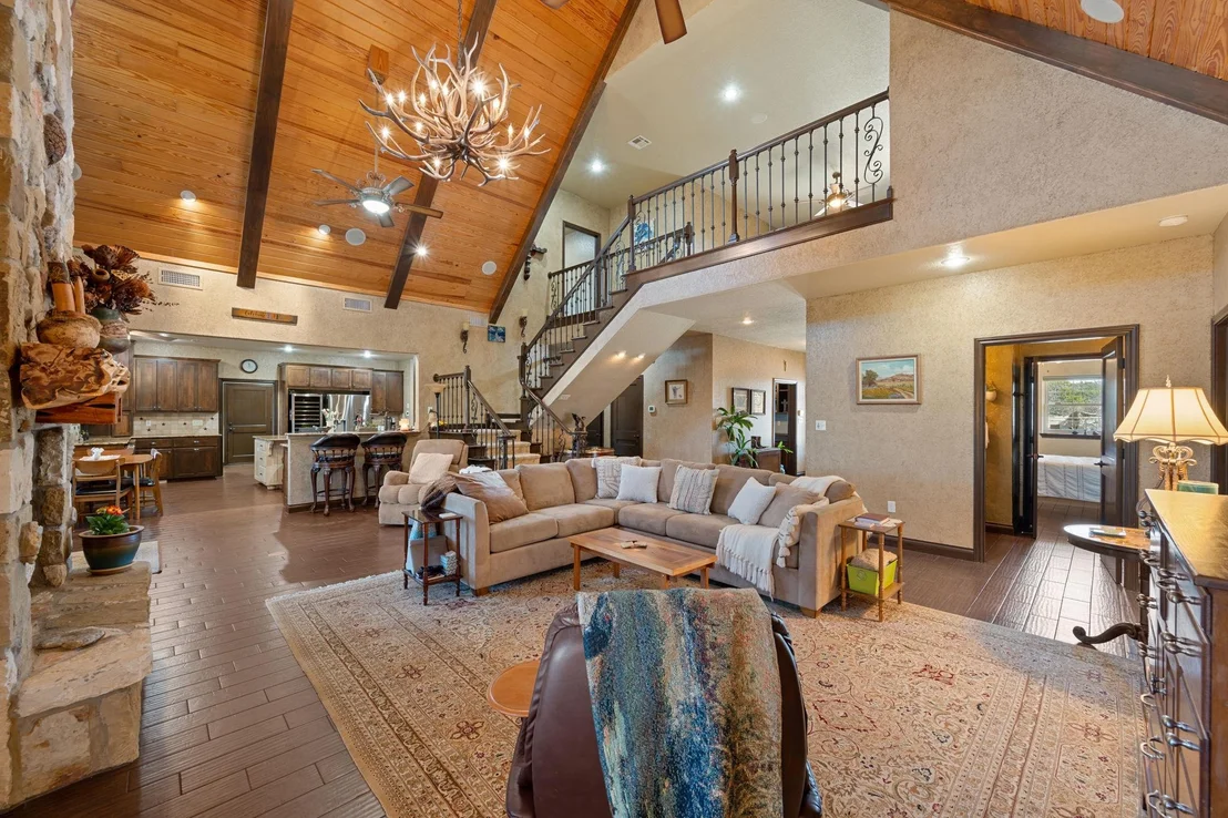 Photo of 14049 Indian Bluff RD