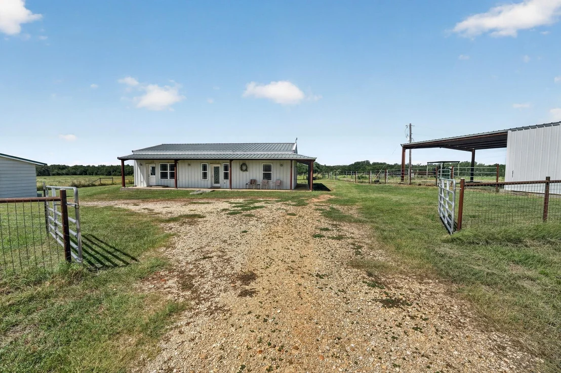 Photo of 3800 County Road 481