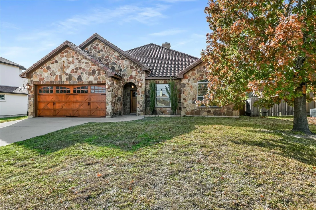 Photo of 15105 General Williamson DR