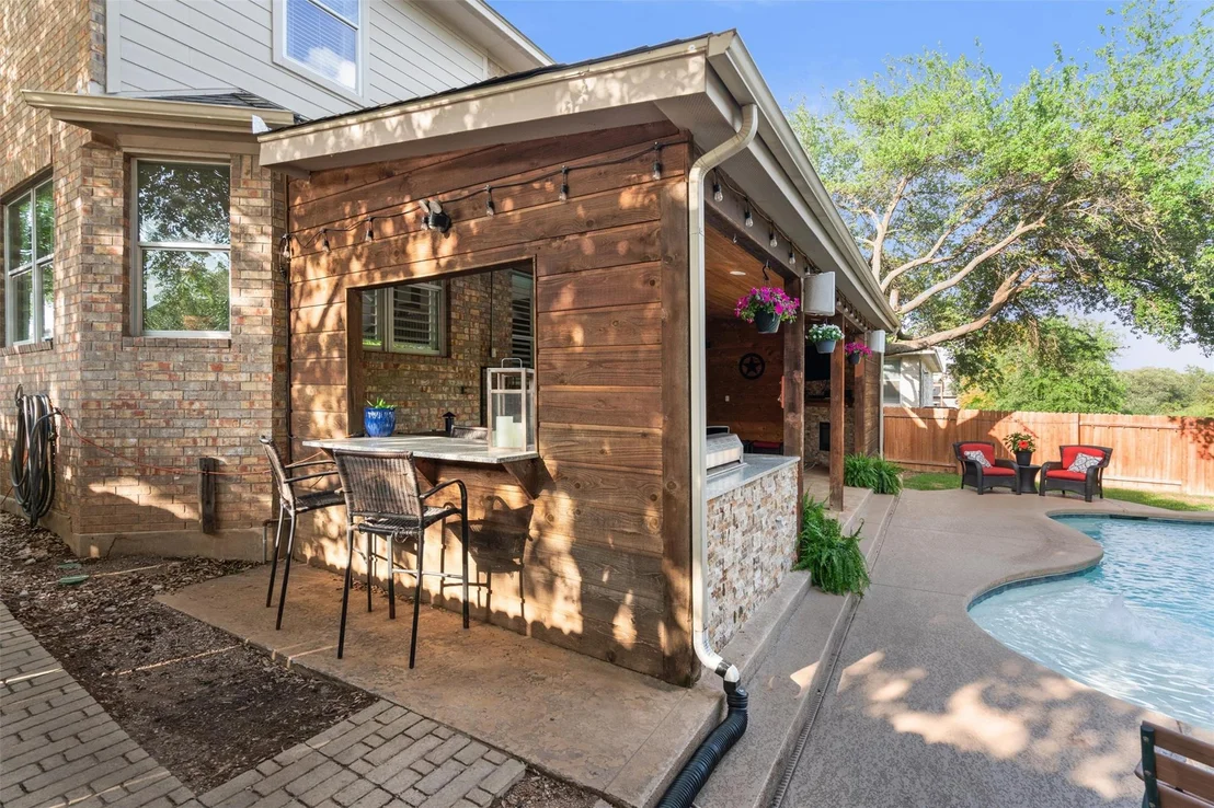 Photo of 1009 Linden LOOP
