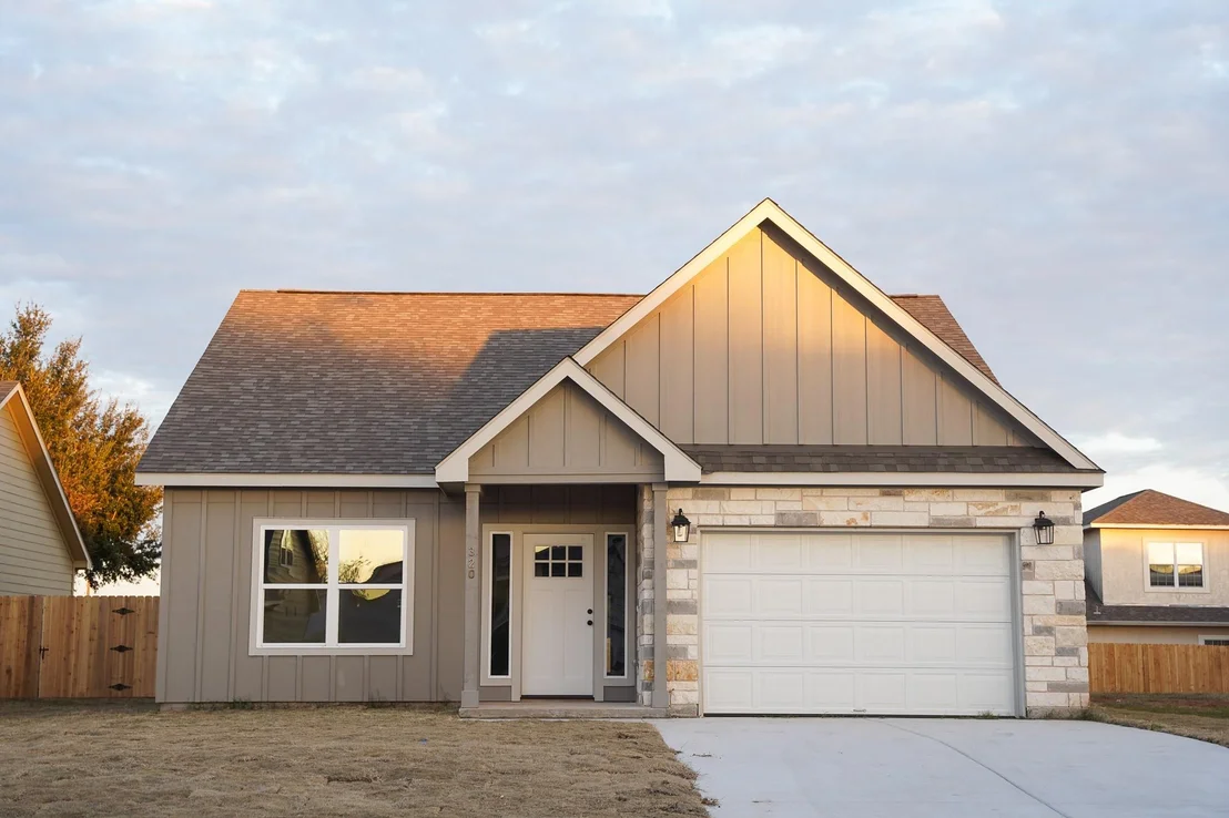 Photo of 320 String Prairie WAY