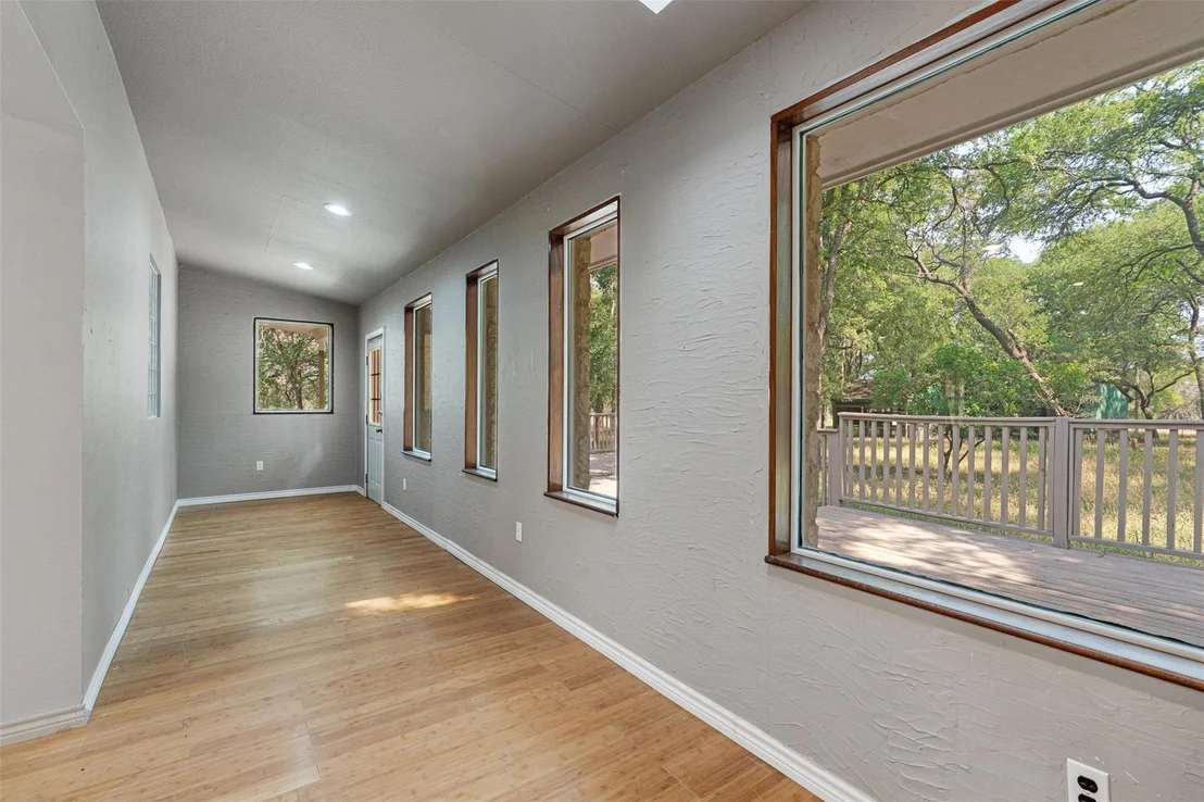 Photo of 601 Deertrail DR