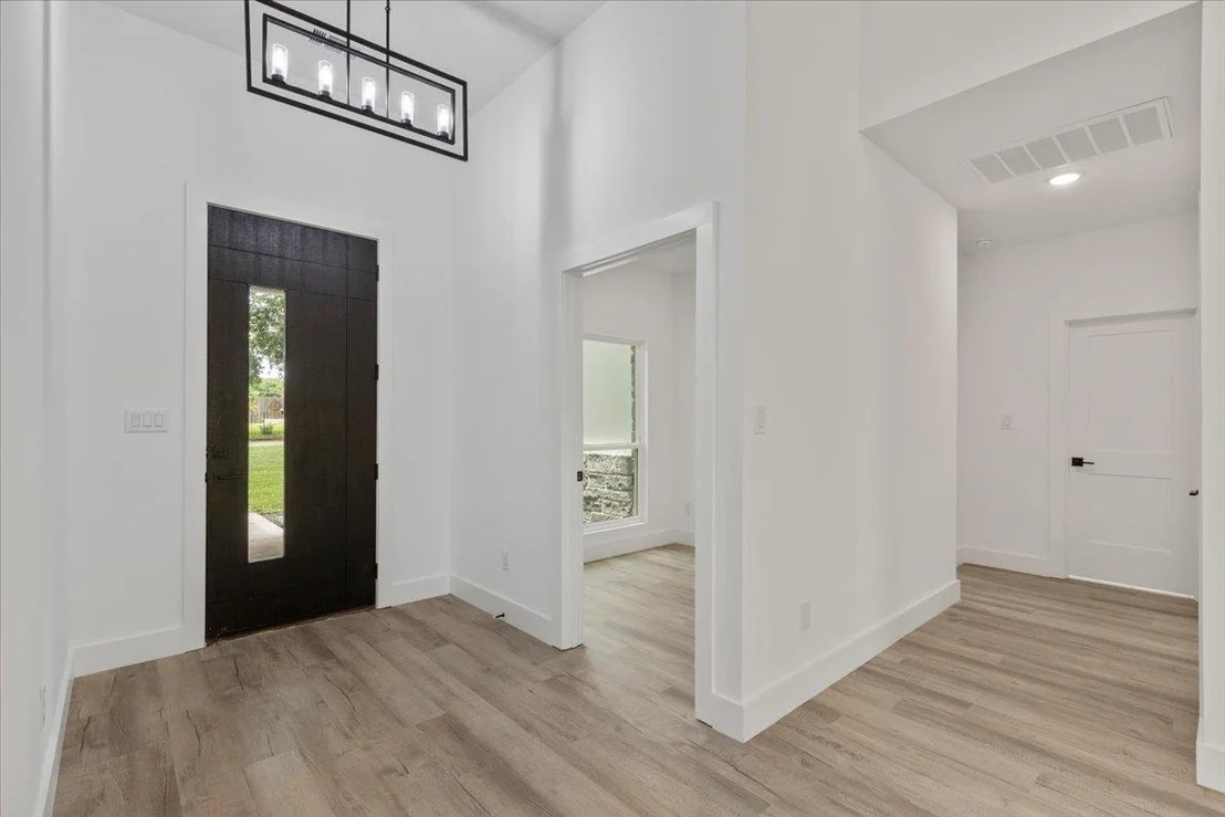 Photo of 108 Bill ST
