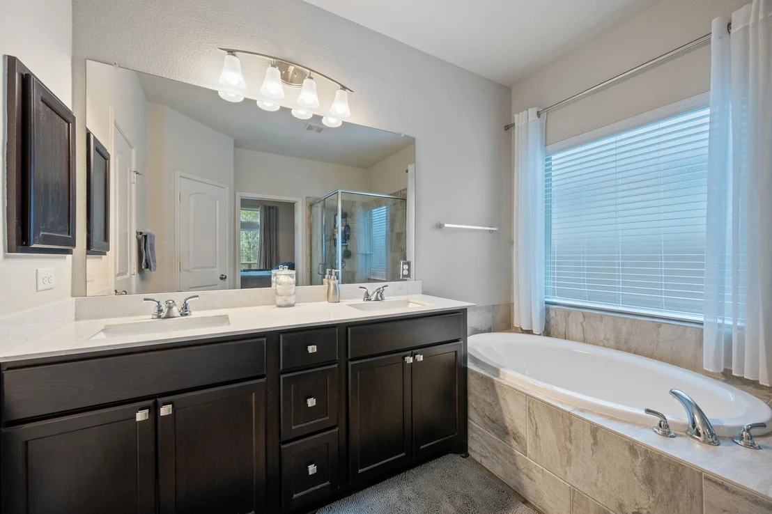 Photo of 204 Lacey Oak LOOP