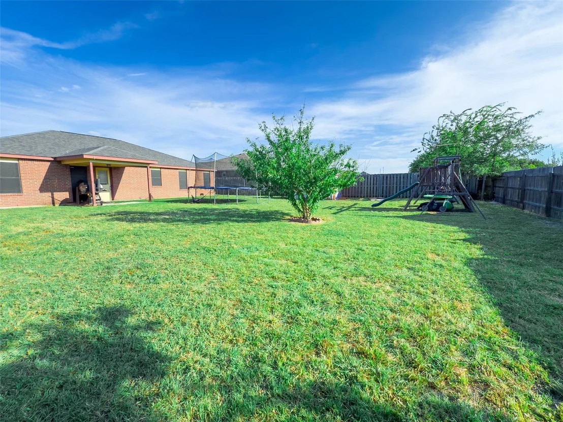 Photo of 5107 Bridle DR