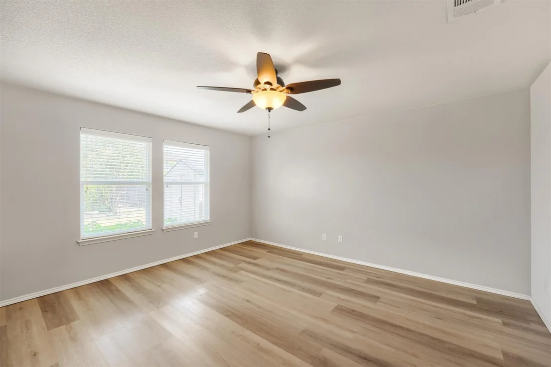 Photo of 13200 Ring DR