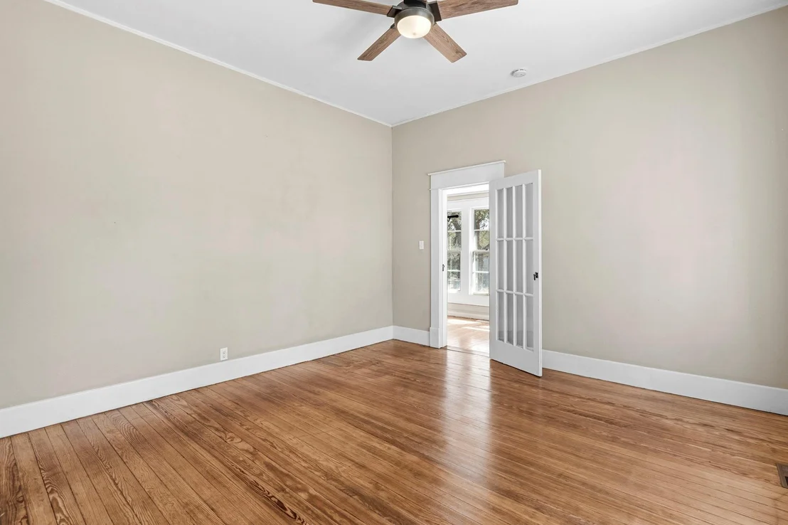 Photo of 1501 Beaver LN