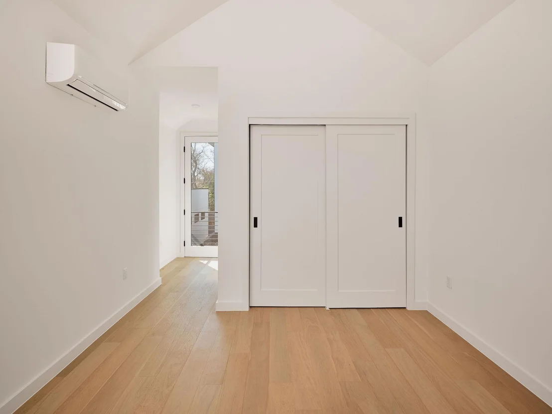 Photo of Unit 2 at 3209 Dolphin Dr