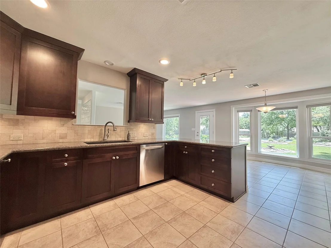 Photo of 11613 Sunset DR