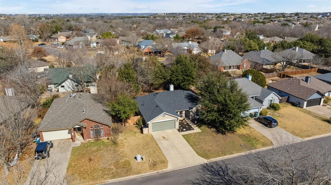 Photo of 115 Finch LN