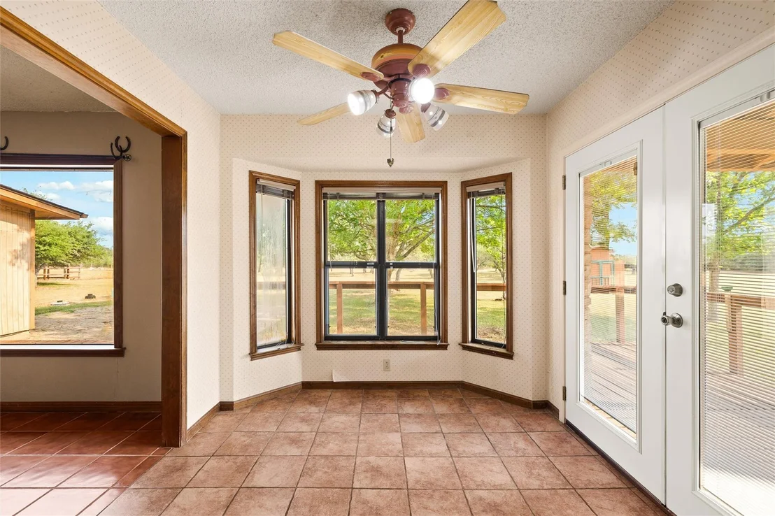 Photo of 708 Post Oak DR