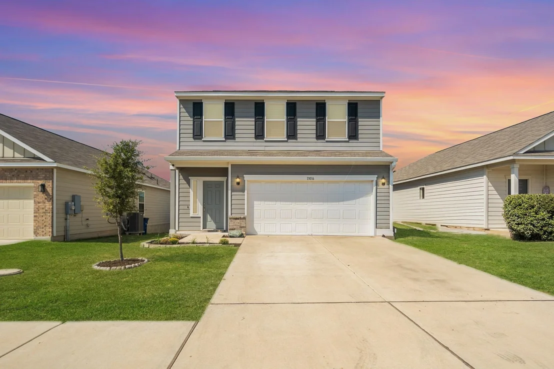 Photo of 13016 Foreston DR