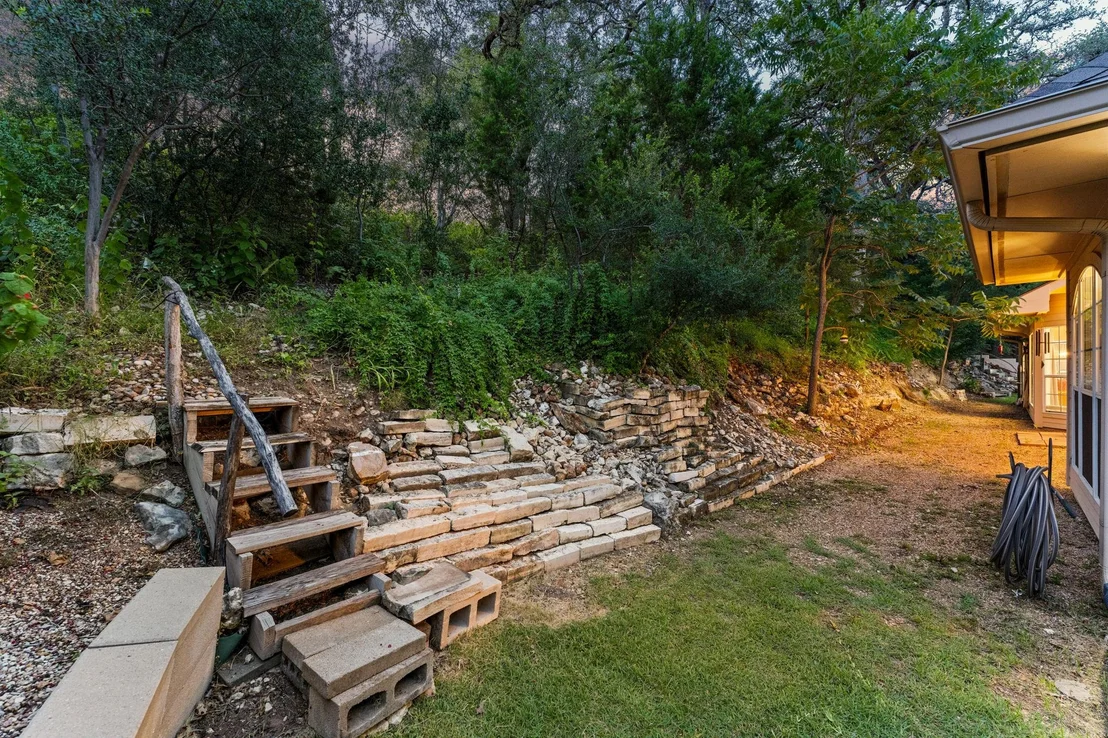 Photo of 2700 Pearce RD