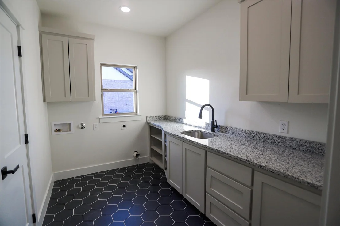 Photo of 1814 Dorian DR