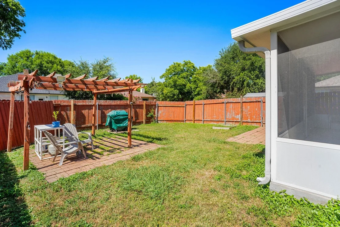 Photo of 1121 Black Locust DR