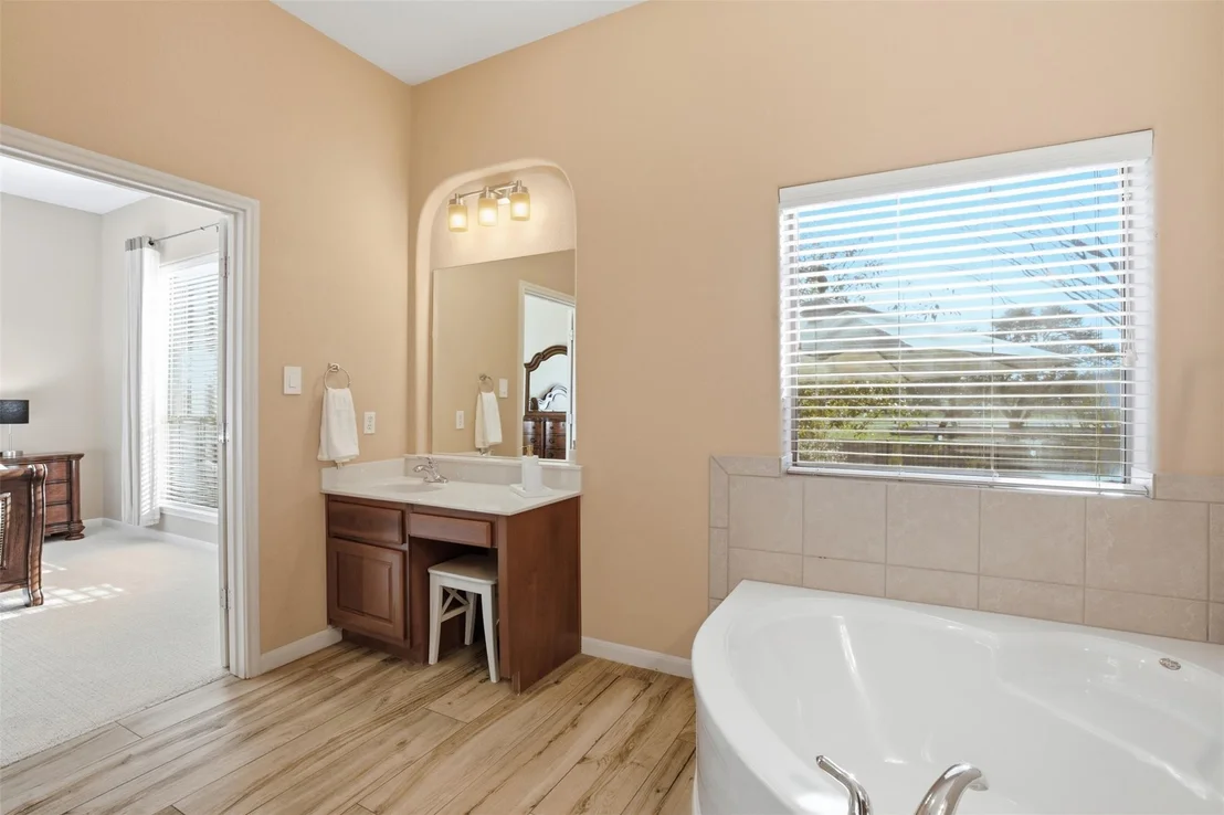 Photo of 407 Victoria DR