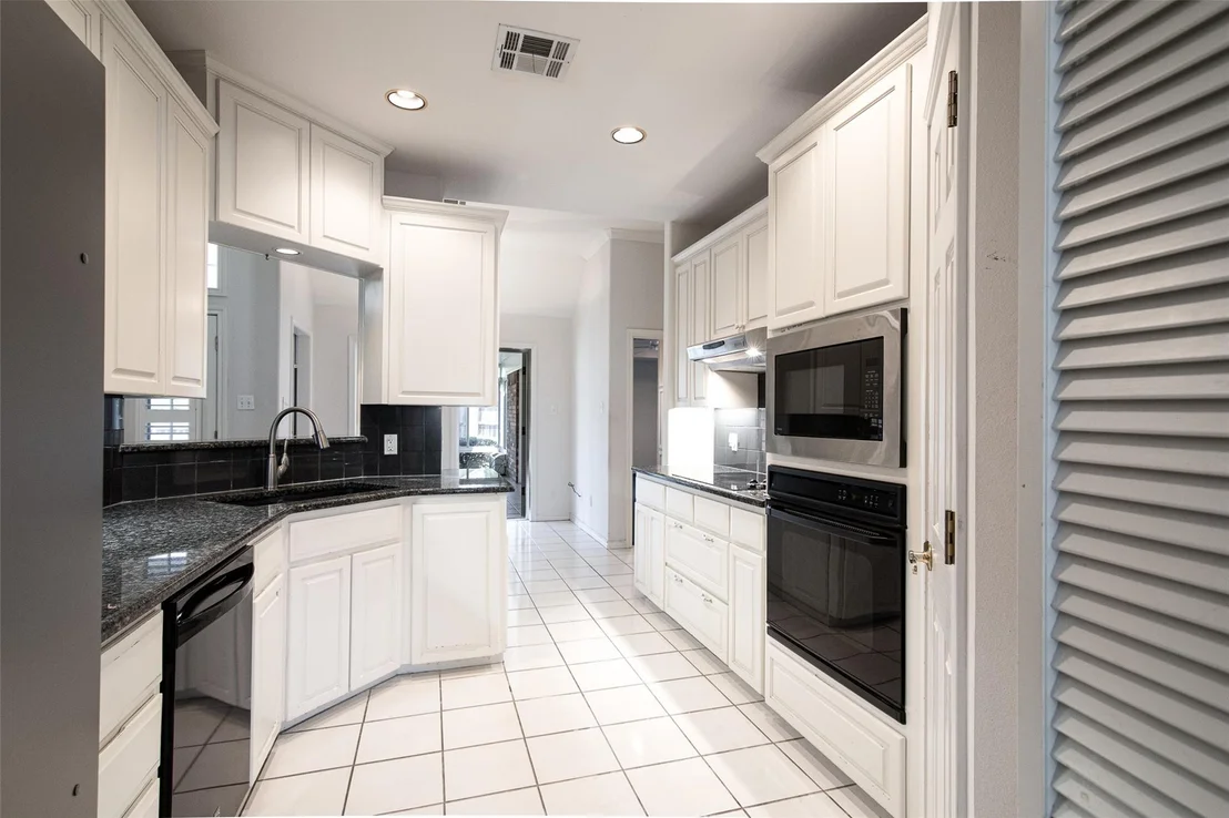 Photo of 5101 Sterling DR