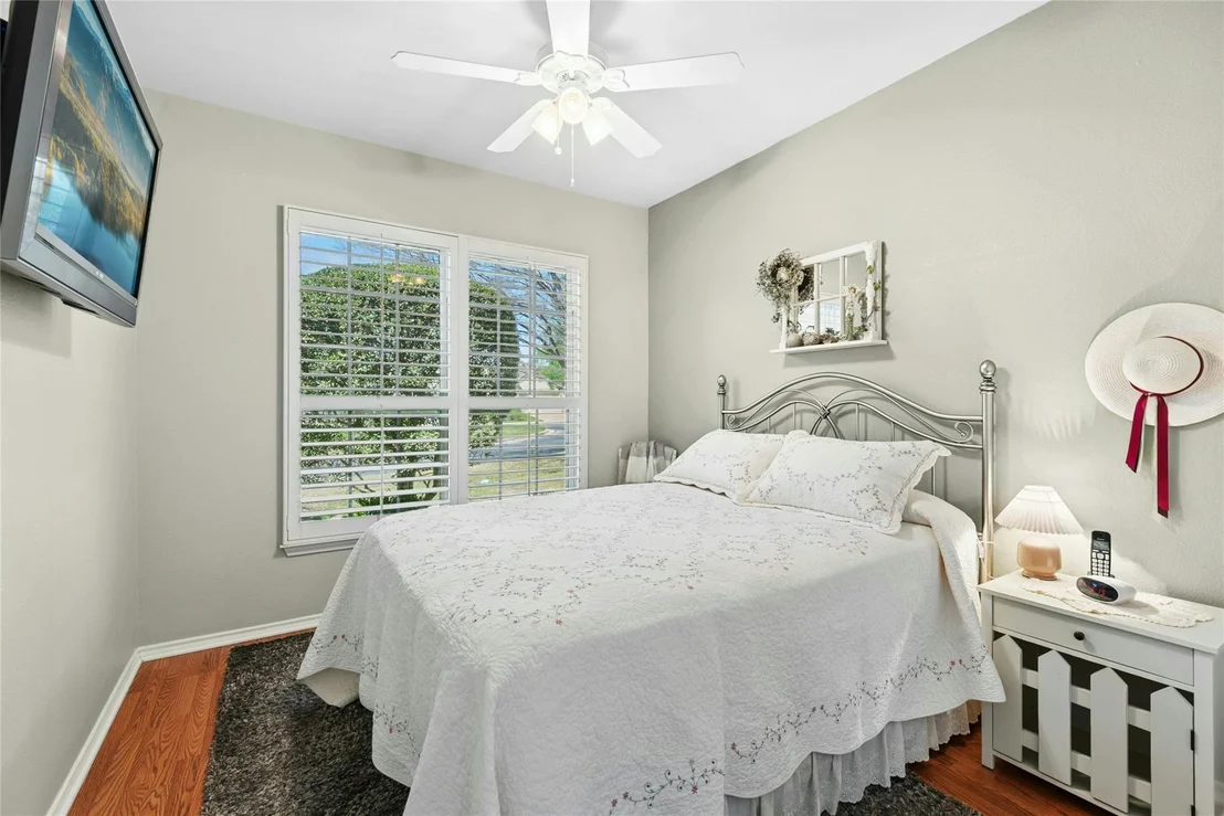 Photo of 213 Crockett LOOP