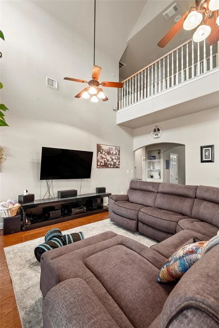 Photo of 5063 County Road 463