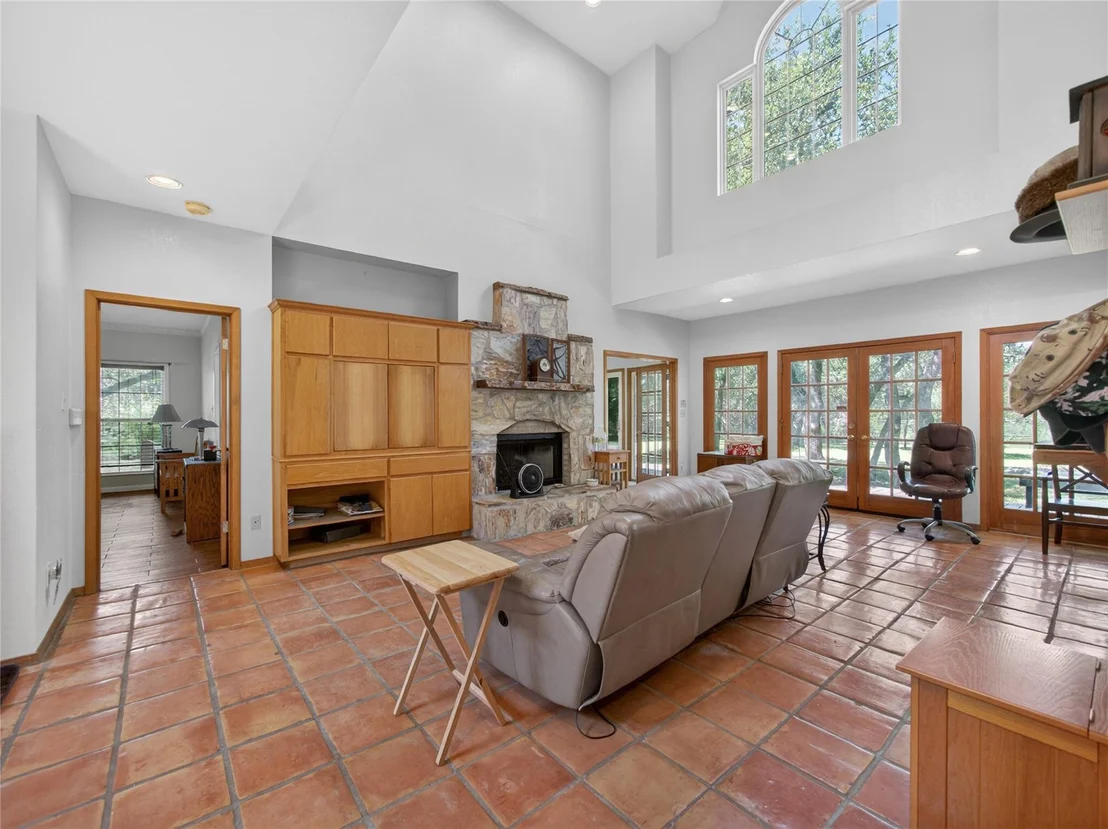 Photo of 613 Breakaway RD