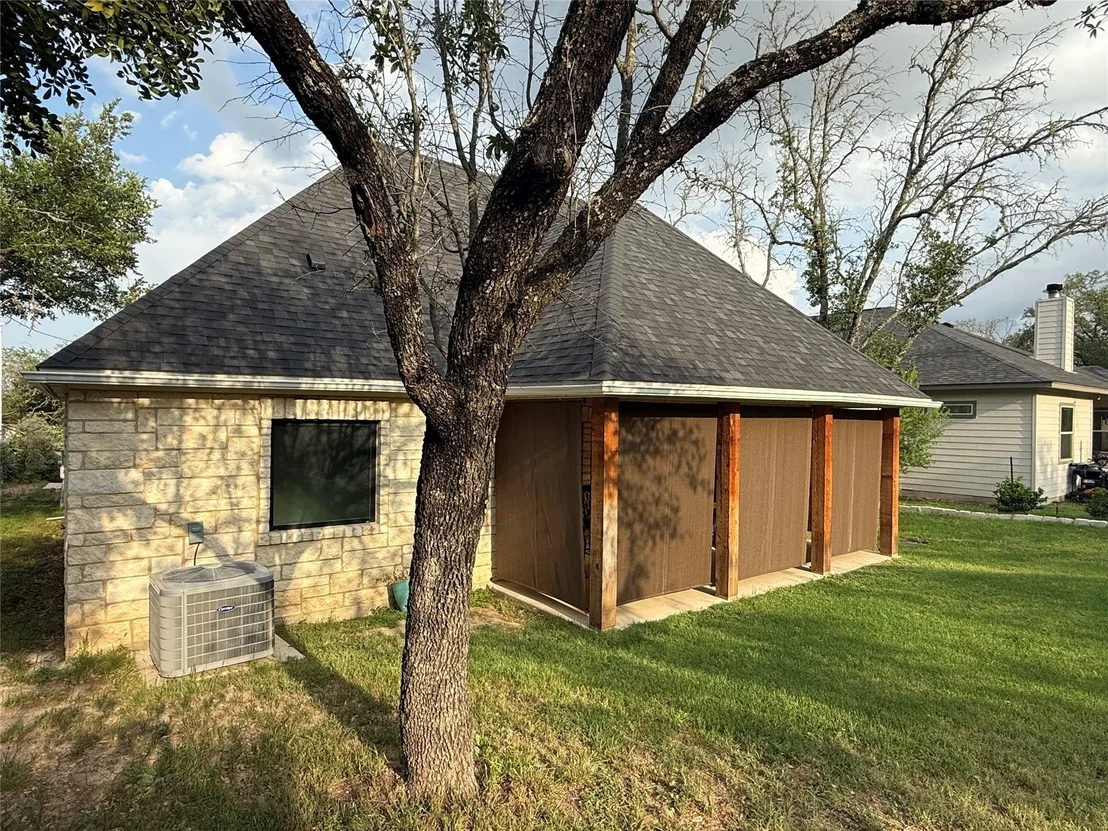 Photo of 326 Coventry RD