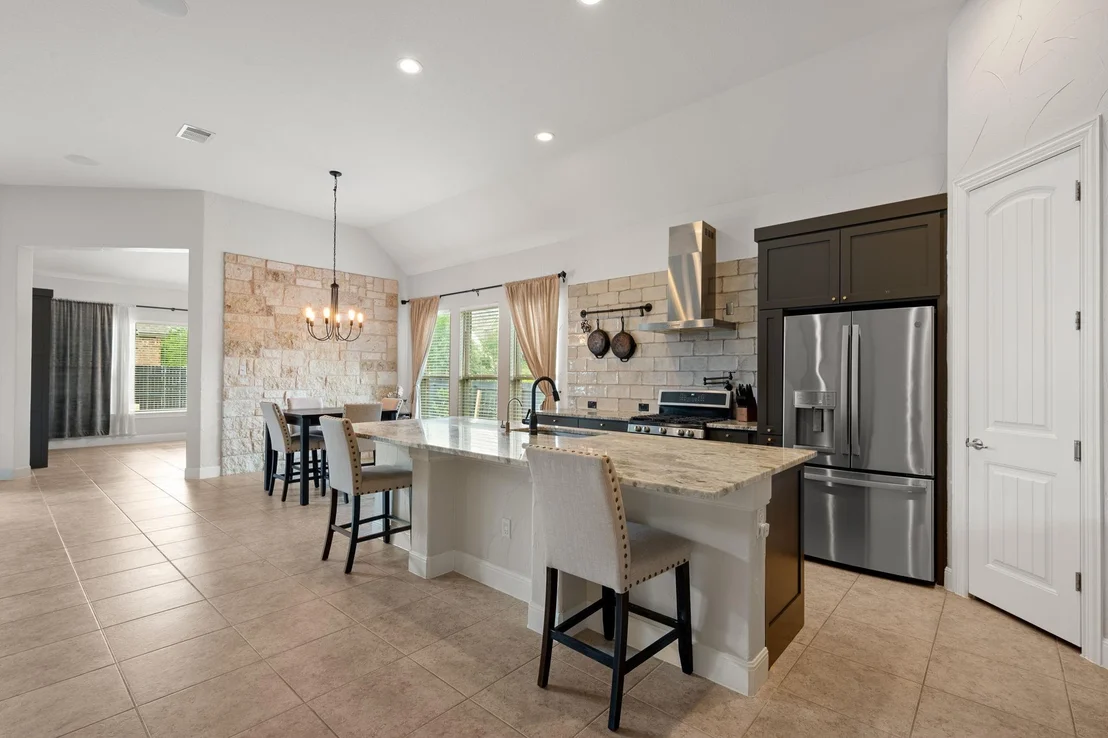 Photo of 1409 Birch DR