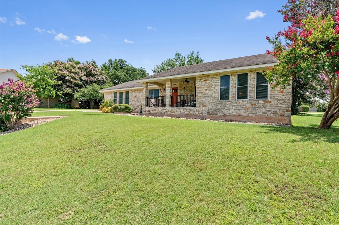 Photo of 112 Riverwood DR