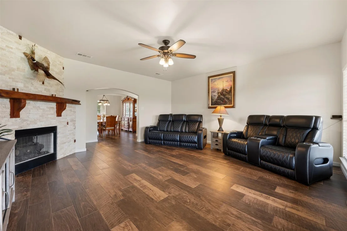 Photo of 111 Lookout CIR
