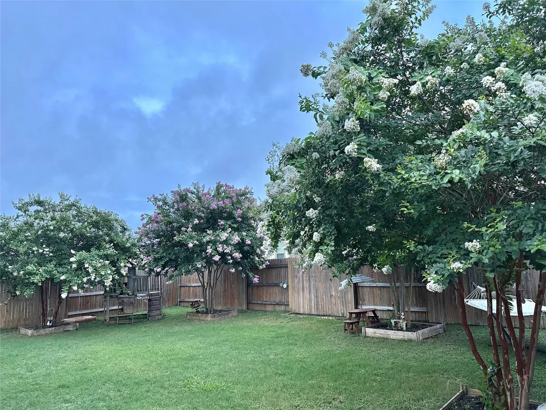 Photo of 504 Sheepshank DR