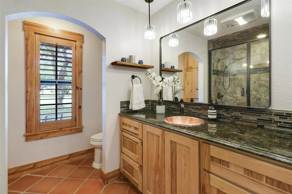 Photo of 4 Valley View CIR