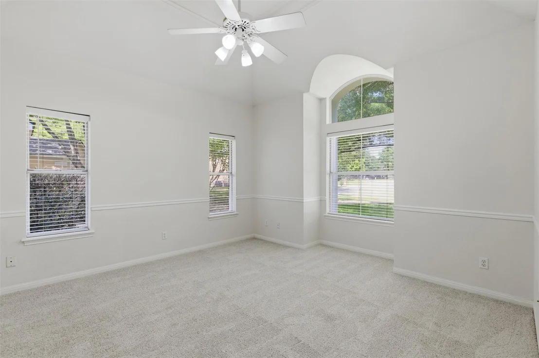 Photo of 9 Hillway DR