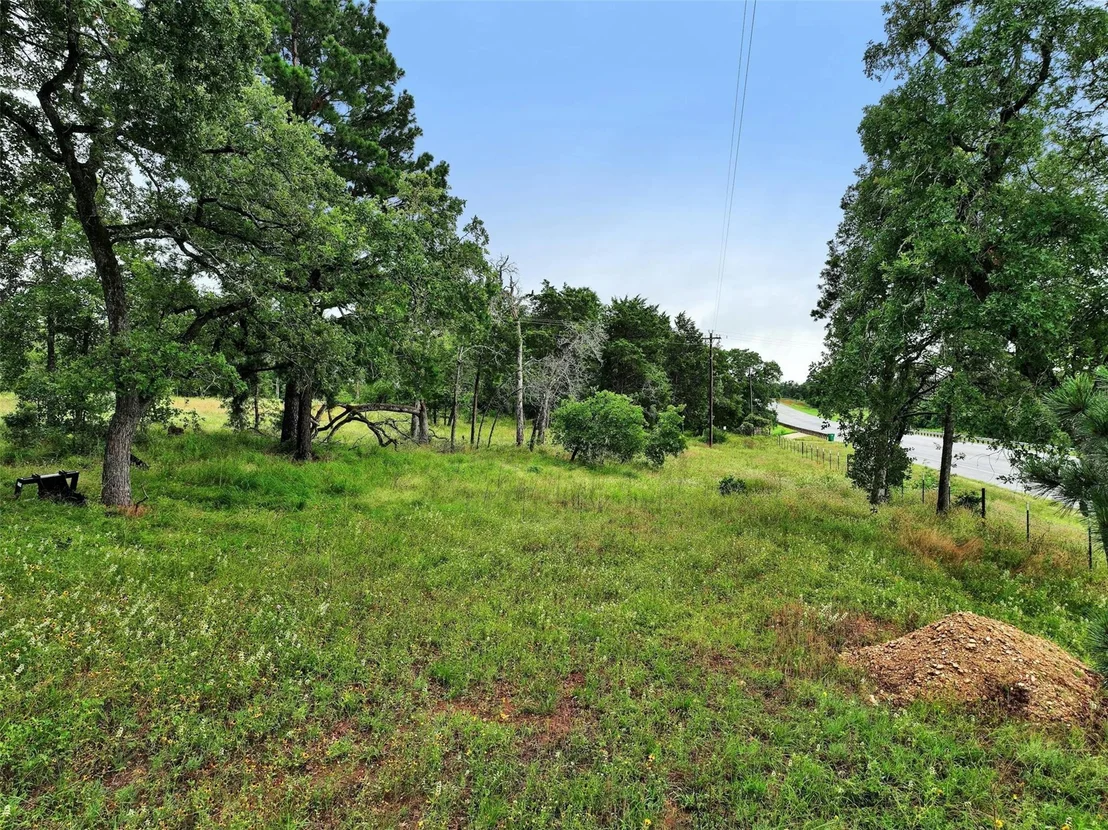 Photo of 2169 Highway 304