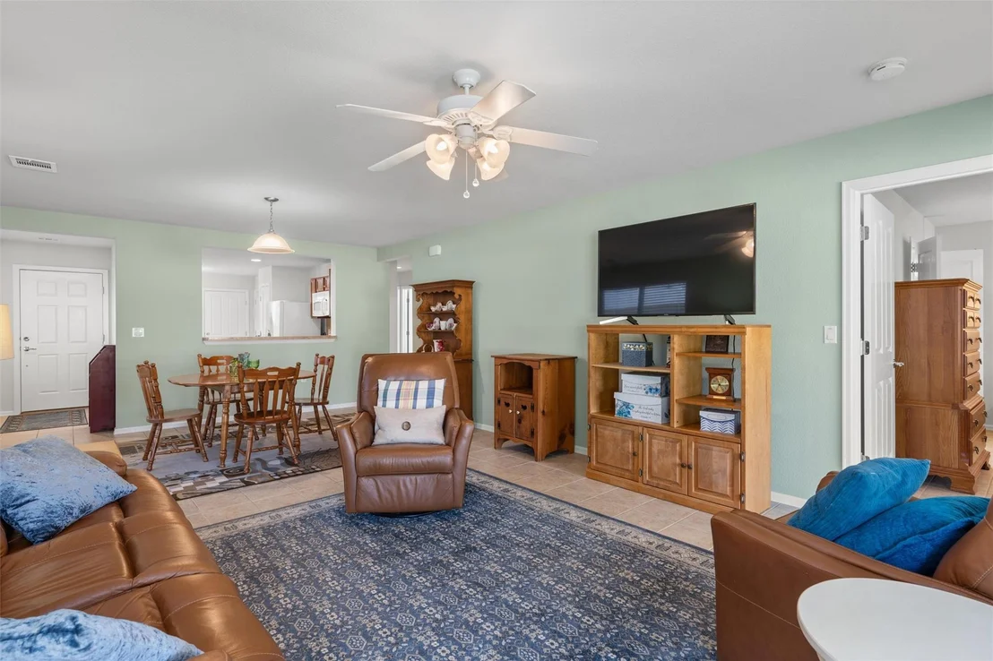 Photo of 533 Salt Creek LN