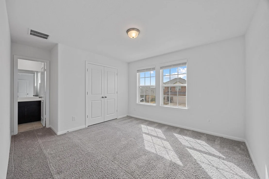 Photo of 5945 Agostino DR