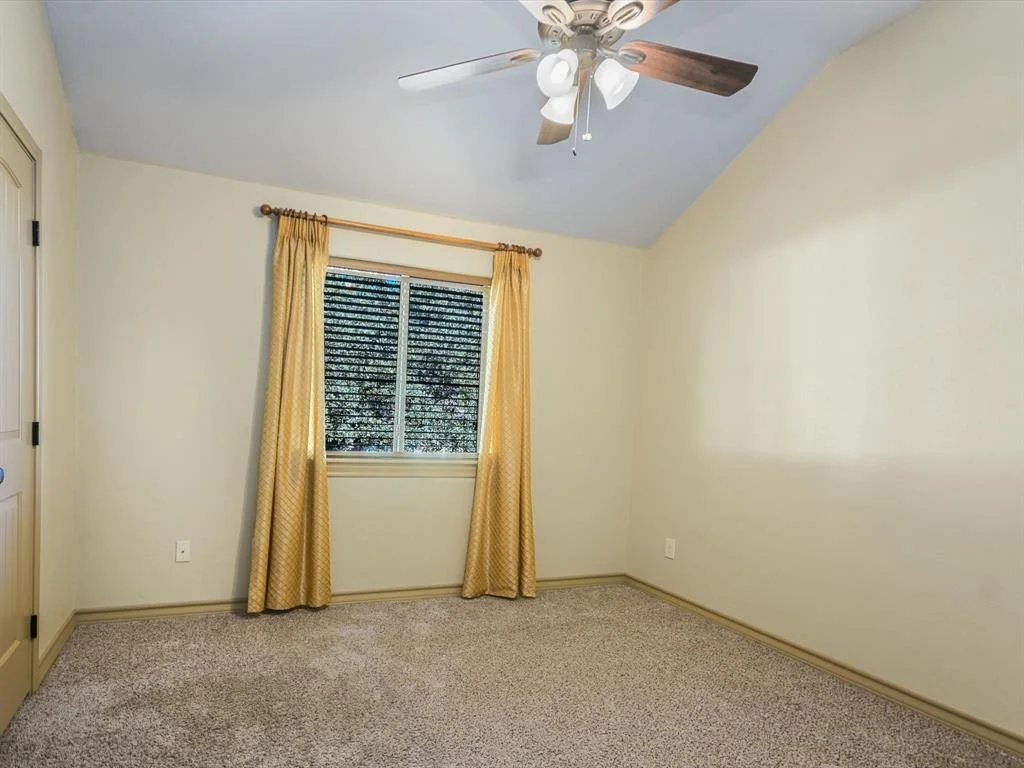 Photo of 10807 Glenview CIR