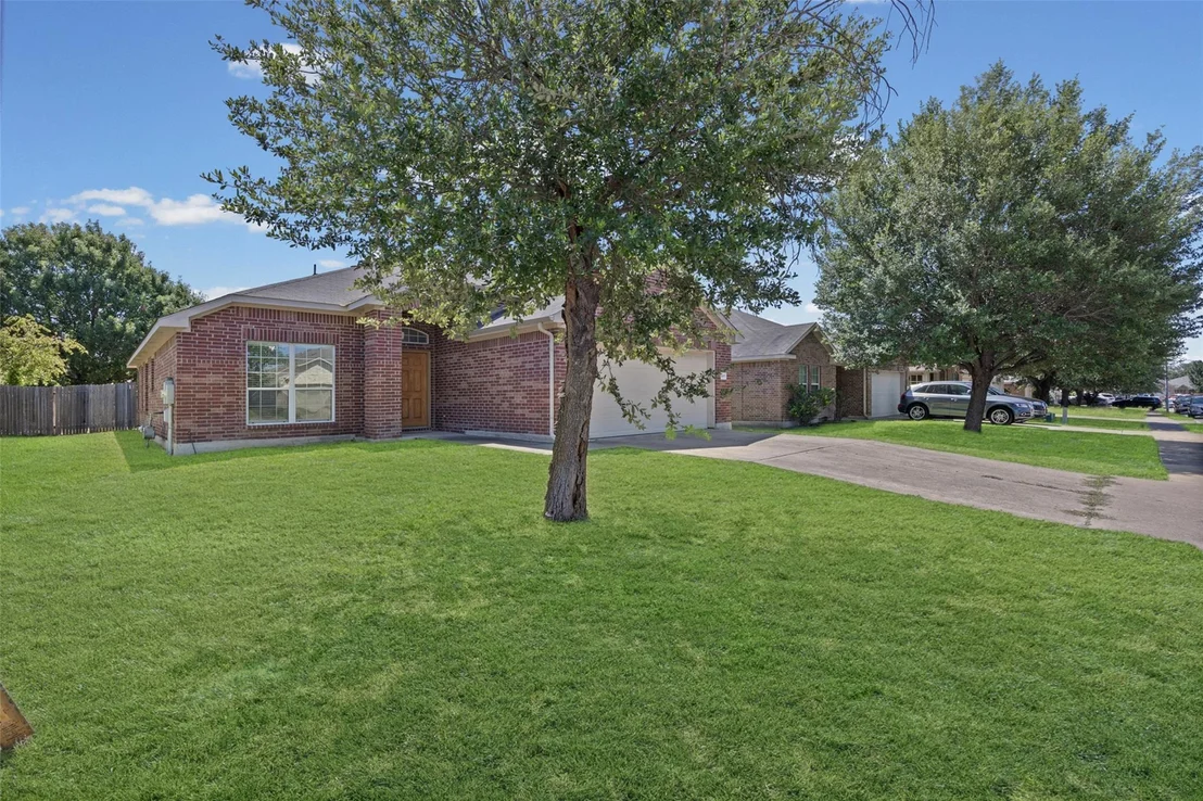Photo of 1485 Rainbow Parke DR