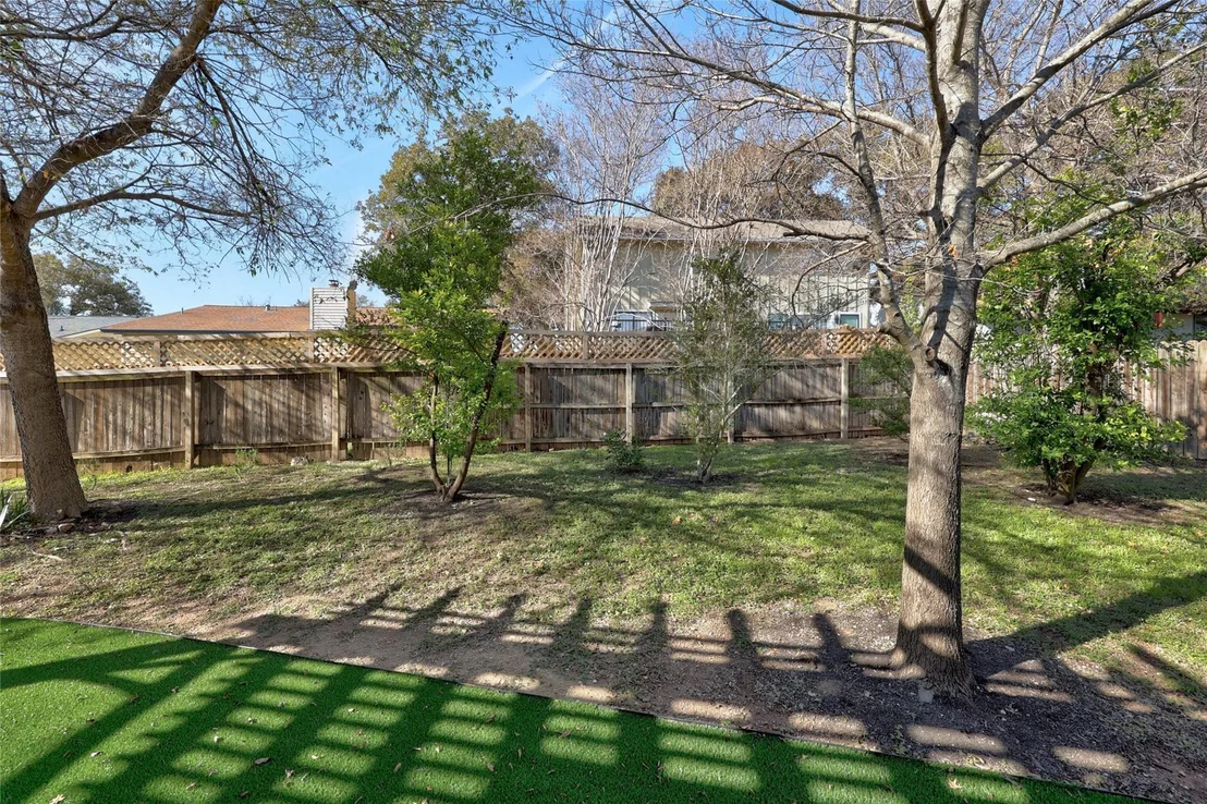 Photo of 3106 Leaf CIR