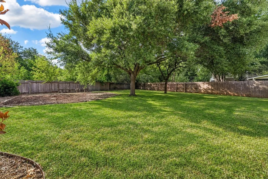 Photo of 1710 Greening WAY