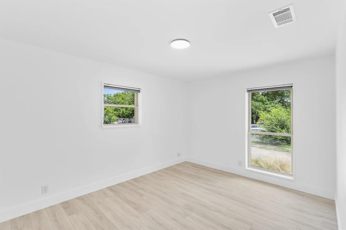 Photo of 7002 Whispering Creek DR