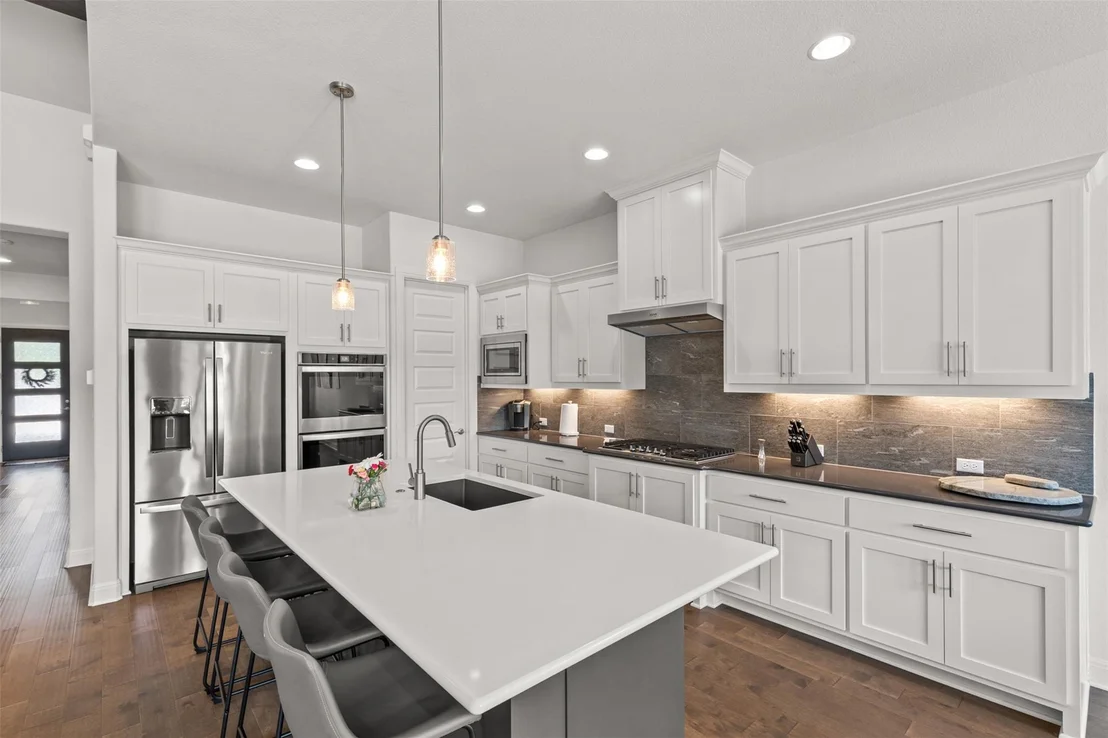 Photo of 839 Sunset Vista DR