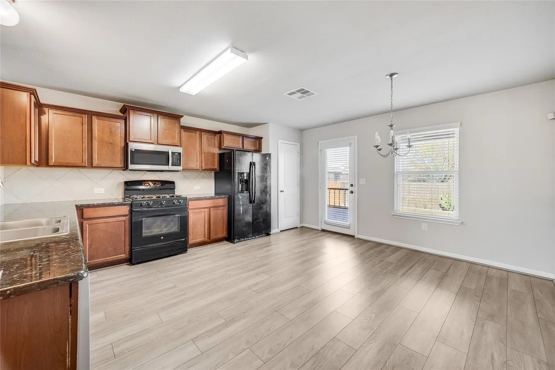 Photo of 704 Mitchell DR